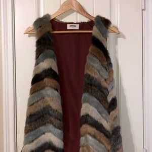 Women’s Gorgeous Faux Fur Vest